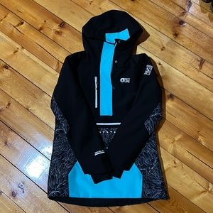 Snowboarding jacket